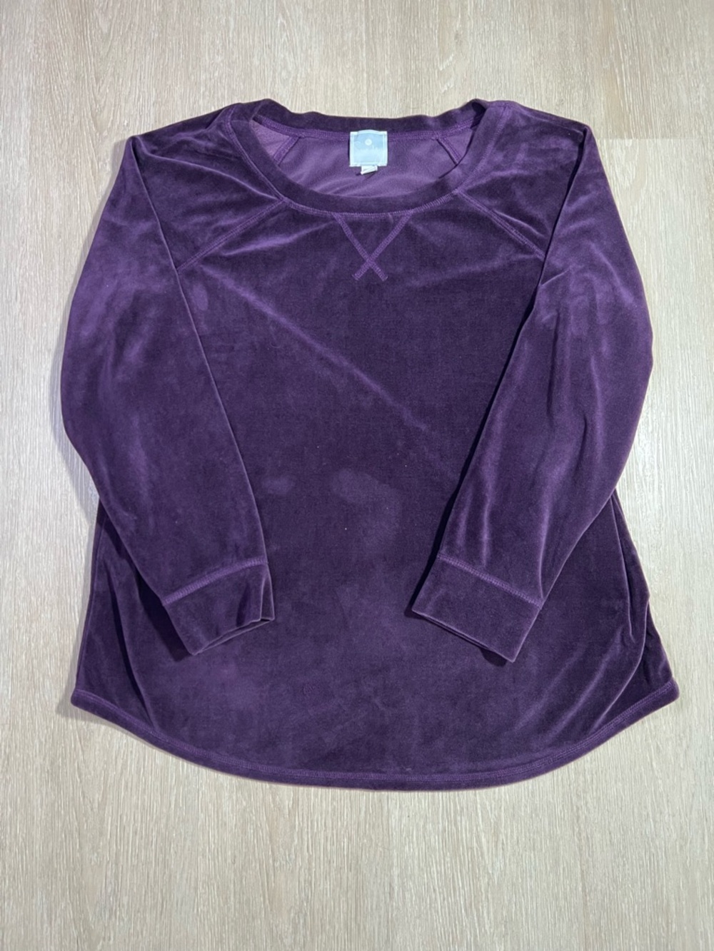 Sunday Velour Minimalist Chic Crewneck Pullover in Plum